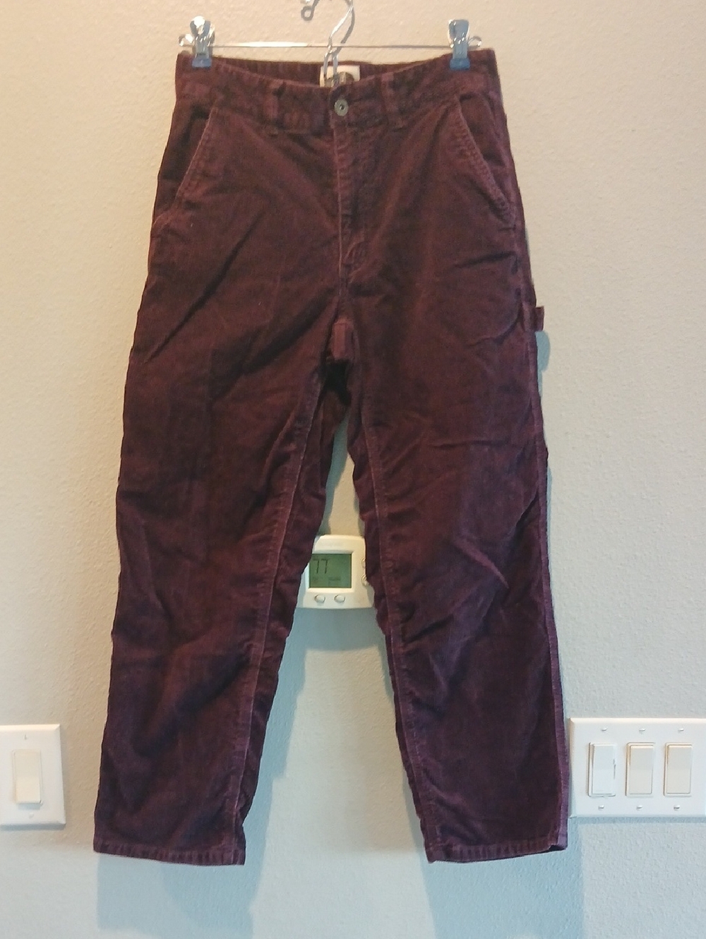 The North Face Size 2 Corduroy Pants - Burgundy